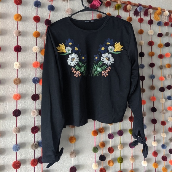 Zara Tops - Zara Flower Top